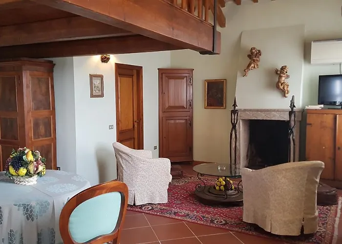 Locanda Di Torraccia Couette-café