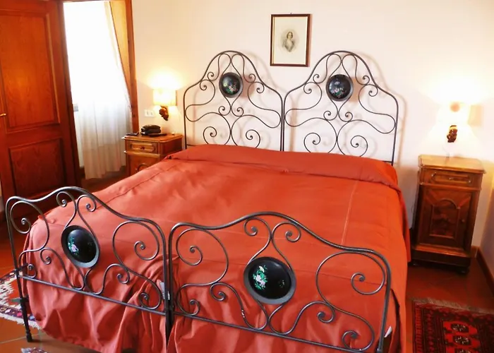 Locanda Di Torraccia Couette-café