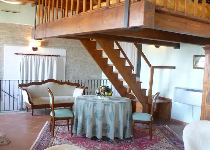 Couette-café Locanda Di Torraccia 4*